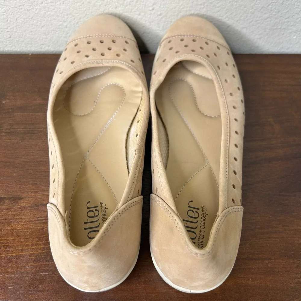 Hotter Flats US 9 EU 41 Livvy Tan Suede Perforated Comfort‎ Ballet